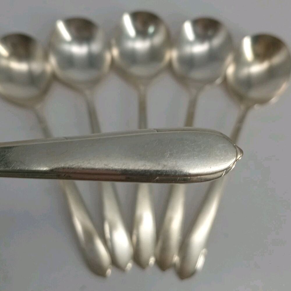 6X SS Oneida Community BERKLEY SQUARE Silverplate Soup Spoons Flatware